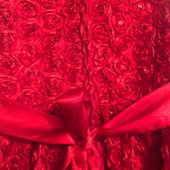 Girls Red Dress size 5 - Picture 3 of 3